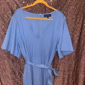 Plus size Mid-length v-neck